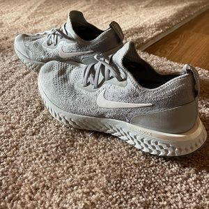 Nike Flyknit Epic Reacts womens size 7